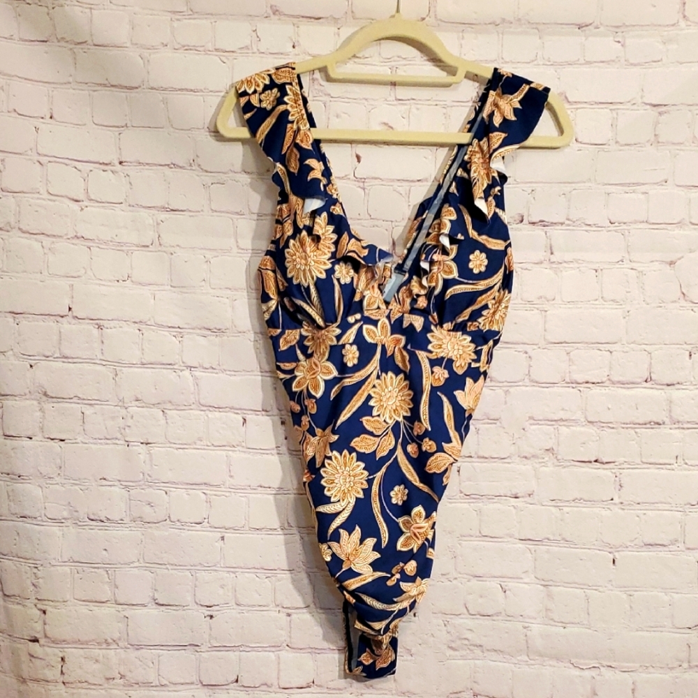 NWT! Cupshe Floral Blue and Gold Swimsuit